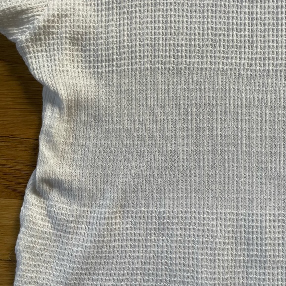 DKNY Classic 100% Cotton White Waffle Tee - Picture 5 of 9